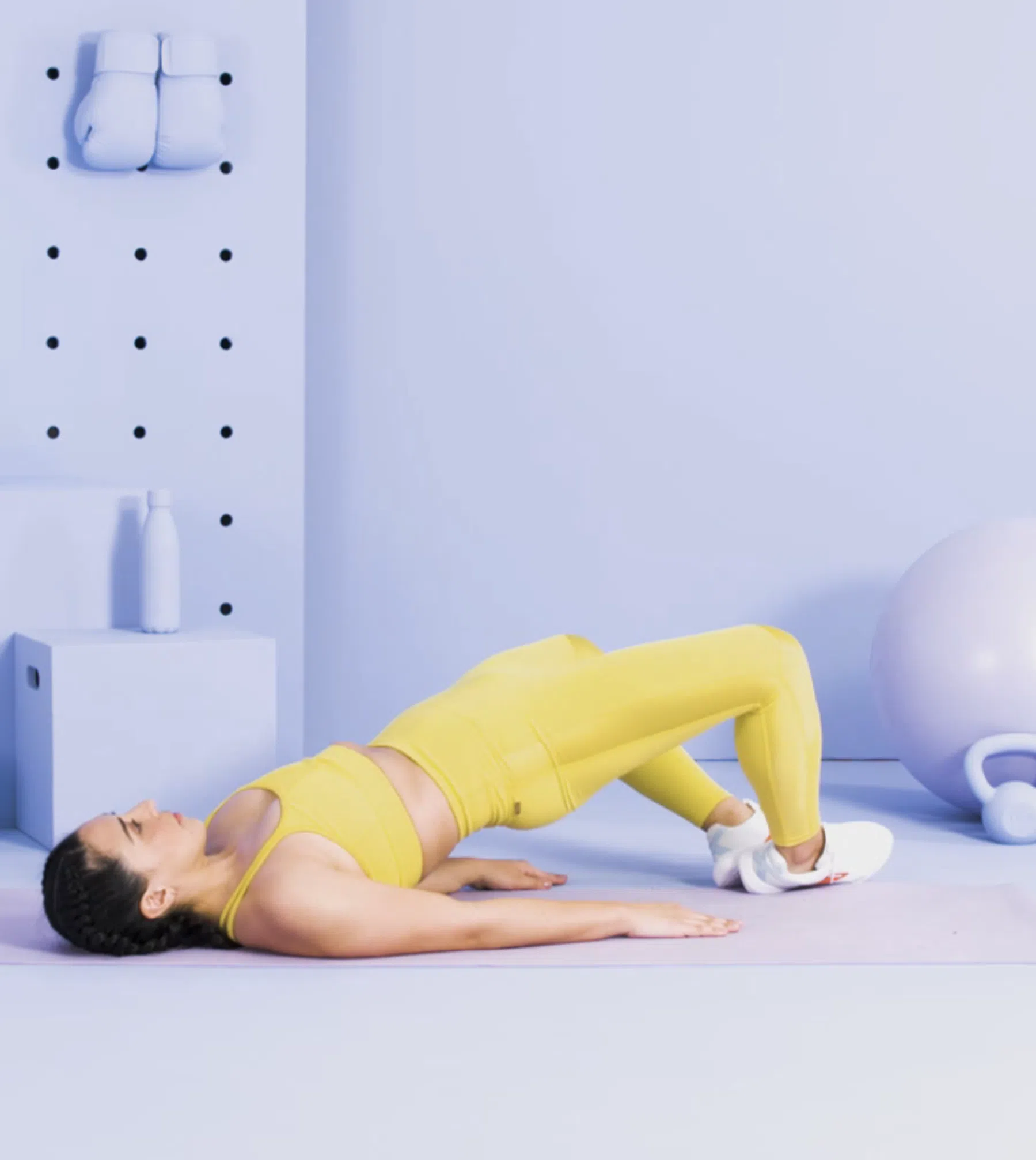 Vrouw doet frog pump